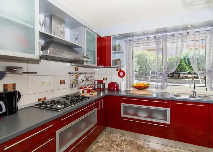In Okrug Gornji With Terrace, Air Conditioning, Wifi, Washing Machine 5157-1 *